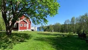 Wil je op het platteland in een idyllissch dorpje, of liever in een knus boshuisje jou vakantie. Vakantiehuisjes Appartementen In Dalsland Zweden Vakantiehuisje Te Huur In Dalsland