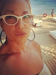 Vicky Bee♫ (@vickybeeofficial) • Instagram photos and videos