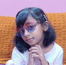 I take my dinner __ 10 o'clock. (in/at/on)