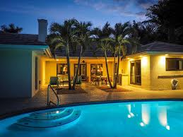 View photos of the 470 condos and apartments listed for sale in boca raton fl. Dolphin Retreat Villa East Boca Raton Boca Raton Aktualisierte Preise Fur 2021