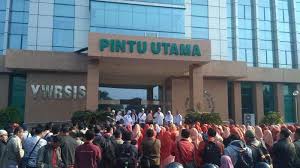 Amanjiwo luxury resort in java. Hampir Setahun Tutup Ratusan Karyawan Rs Islam Surakarta Sambangi Dan Bersihkan Area Rumah Sakit Tribun Solo