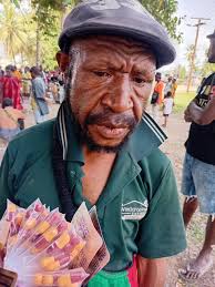 Buying 20 foot shipping container in Madang