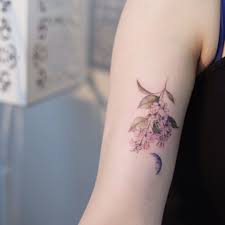 최정훈 of 잔나비) 멜로디 악보. 1 188 Likes 3 Comments íƒ€íˆ¬ì´ìŠ¤íŠ¸ ê½ƒ Tattooist Flower On Instagram Lilac Moon Lilac Tattoo Cool Tattoos Tattoos