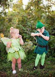 Pin By Angiechavez On Parenting Toddler Halloween Costumes Sibling Halloween Costumes Sister Halloween Costumes