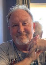 Thomas Parvin's Instagram, Twitter & Facebook