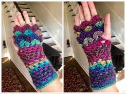 This popular d ragon scale fingerless gloves pattern has won the hearts of crocheters worldwide. Some Colorful Dragon Scale Fingerless Gloves For My Niece The Matching Wing Scarf Will Be Coming Soon Crochet