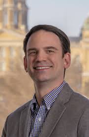 Ryan Wise named dean of Drake's School of Education