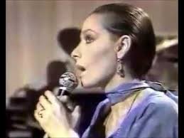 Marie Laforet Viens Viens C Est Une Priere Chanteur Clip Video Chansons Francaises