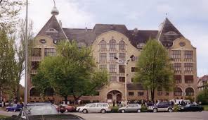 Alle 16 namen werden laut verlesen. Erfurt School Massacre Wikipedia
