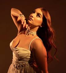 Check out 🌻𝑀𝒾𝓀𝒶𝒾𝓁𝒶 𝑀𝓊𝓇𝓅𝒽𝓎🌻 (@mikailadancer) on Linkme