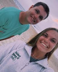 elly davis (@elly_davisss) • Instagram photos and videos