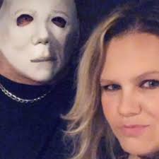 What are good electronic litter box recommendations for a picky cat?