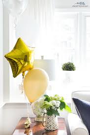 Have your sonographer write the baby's gender on a notecard and seal the envelope before giving it to you; Gender Neutral Baby Shower Ideas On Sutton Place