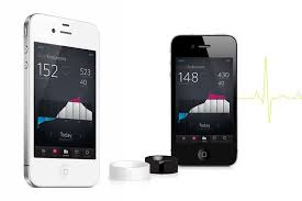 Pulse A Ring And Iphone App To Keep Track Of Your Heart Wearable Technology Fitness Wearable Technology Heart Rate App