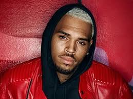OMG: Chris Brown se irrita com apresentadoras de TV e xinga muito no  Instagram |
