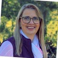 90+ perfiles de «Karolyn»