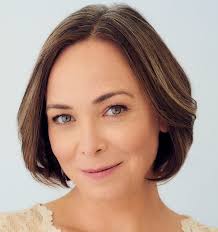 Andi Arndt's Instagram, Twitter & Facebook