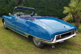 Osenat Vente Automobiles De Collection A La Teste De Buch Actualite Automobile Motorlegend