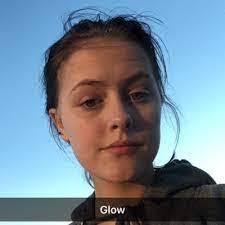 Kimberly Seay's Instagram, Twitter & Facebook