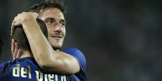 Maybe you would like to learn more about one of these? Francesco Totti Nyawa Italia Di Piala Dunia 2006 Bola Net