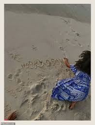 Shareena clanton was born in perth, western australia in 1990 and resides in melbourne. Beyonce Gets Buried In The Sand By Her Twins Sir And Rumi As She Looks Back At Her 38th Year Gadget Clock