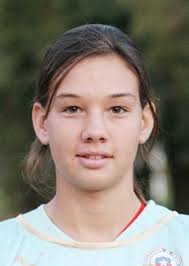 'strong, powerful and quick with excellent positioning'. Entrevista A Christiane Endler Estacion 22 Y Medio