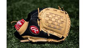 Mitts are constructed to perform better at controlling wild, wayward pitches and thrown balls than typical gloves. 11 Best Youth Baseball Gloves 2021 Heavy Com