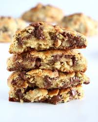 Easy Carrot Cake With Cream Cheese Frosting Del S Cooking Twist Recipe In 2020 Bakery Chocolate Chip Cookies Levain Bakery Cookies Recipes Chocolate Chip