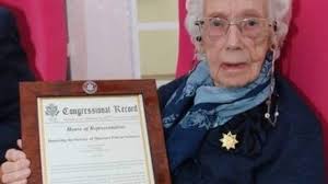 VIDEO. Maureen Sweeney-Flavin, celle qui a sauvé le D-Day avec une alerte  météo