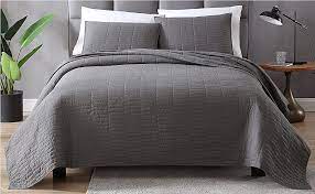 Find many great new & used options and get the best deals for queen bedspread set queen size at the best online prices at ebay! Amazon Com Exq Home Summer Quilt Set Full Queen Size Grey 3 Piece Lightweight Microfiber Soft Coverlet Modern Style Stitched Quilt Pattern Bedspread Set For All Season 1 Quilt 2 Pillow Shams Home Kitchen