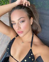 2.katerina is fluent in spanish and is studying at the british university at the faculty of. Katerina Safarova La Stupenda Ex Di Neymar Star Dei Reality