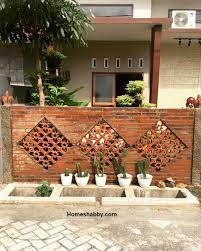 Contoh pagar batu bata, model pagar rumah tembok, gambar pagar bata, ragam desain pagar tembok, pagar hebel unik, gambar pagar inspirasi pagar batu bata ekspose tampil minimalis dan. Kumpulan Inspirasi Model Pagar Dengan Bata Ekspos Konsep Terbaru Tahun Ini Homeshabby Com Design Home Plans Home Decorating And Interior Design