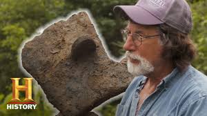 I was free to roam the island from dusk to. The Curse Of Oak Island New Evidence Found In Search For Ancient Anchors Season 8 History Youtube