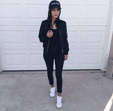 Casual All Black Outfit With Baseball Cap Outfits With Hats All Black Outfit Outfits