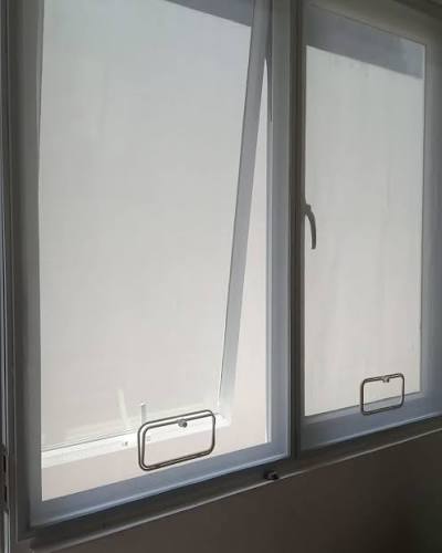 Kawat nyamuk magnet // kasa nyamuk fiberglass // penutup ventilasi, jendela  dan pintu. Custom size 085871112038 // 082139731112 Harga per per 1 pcs 1  lubang ventilasi atau jendela. Hitungan harga lebar +