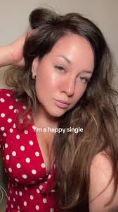 Balancing Single Life and Relationship Goals