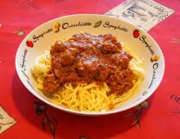 Sauce A Spaghetti Avec Boulettes Recettes Du Quebec Food Spaghetti Sauce Food To Make