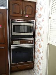 First published in 1977 1 edition — 1 previewable. Matching Upper Cabinet W Built In Litton Lg Microwave Wall Oven Oven Beautiful Home Built 1929 Here In Kc Being Demoed And We Are Selling It All Equip Bid