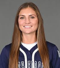 Robin Alverson's Instagram, Twitter & Facebook