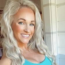 Kelsey Douglas's Instagram, Twitter & Facebook