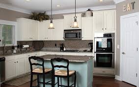 white kitchen cabinets