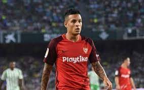 Arana, en un partido con el sevilla (foto: Corinthians E Santos Disputam O Lateral Guilherme Arana Do Sevilla Futebol Interior