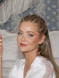 Chloe Satterfield's Instagram, Twitter & Facebook