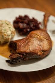 Kleiner Jahresruckblick Mit Rezept Fur Knusprige Gansekeulen Aus Dem Bratschlauch Samt Cremigem Vanille Eis Al Gansekeulen Zubereiten Rezept Gansekeule Rezepte