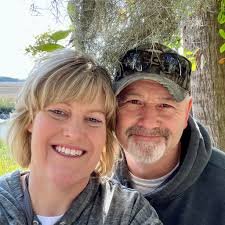 Anyone getting this while trying to watch releases