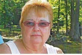 Cheryl Yoder's Instagram, Twitter & Facebook