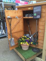 Dobbies Chesterfield Garden Centre Garden Retail Lifestyle Layout Landscape Visual Merchandising Www Clearretailgroup Eu