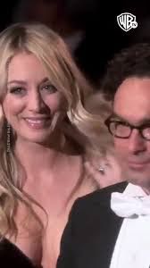 No estamos llorando, ¡tú estás llorando! 🥺 #BigBangTheory #Penny #Leonard  #WarnerChannella