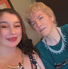 How to clean a cat's messy rear end safely?