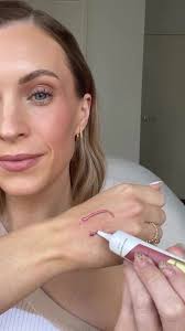 Amelian säteilevä look Max Factorin Miracle Pure -tuotteilla